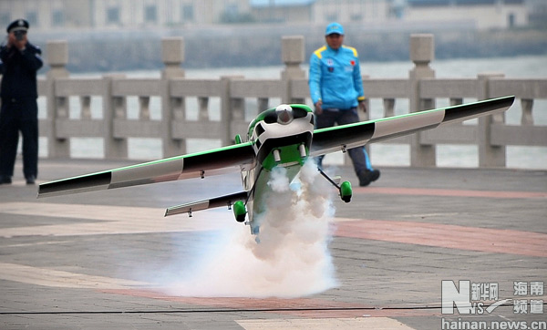 12��17�����h(hu��n)�����w������ِ�_(k��i)Ļʽ�ϵĺ���ģ�ͱ�����